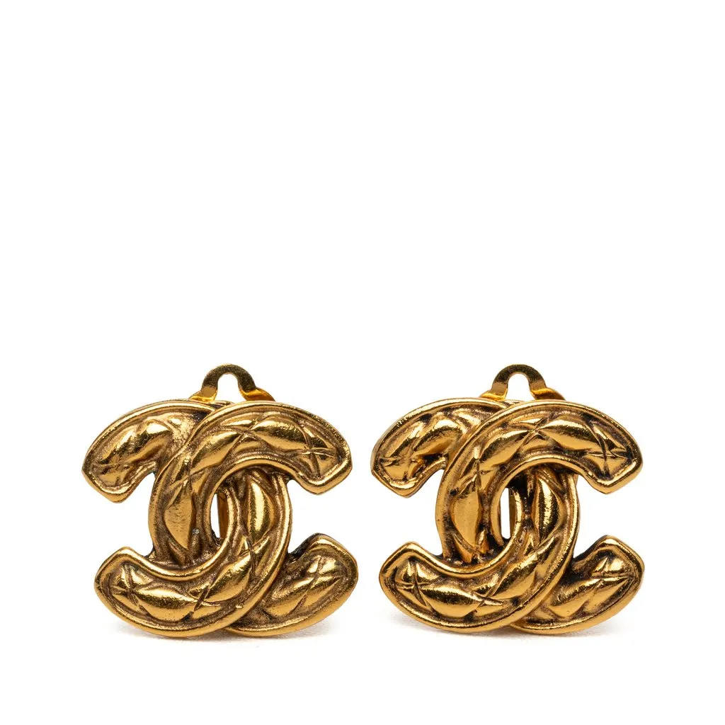 Chanel CC Gold Plated Quilted Clip On Earrings Gold Metal Very good - Front View