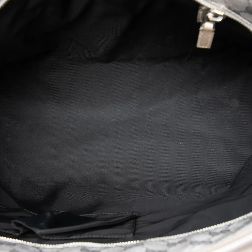 Gucci Medium GG Imprime Tote Silver Very good - Model View