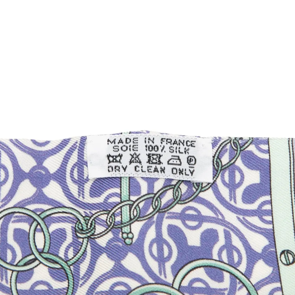 Hermès Mors et Gourmettes Remix Silk Twilly Scarf Purple Very good - Model View