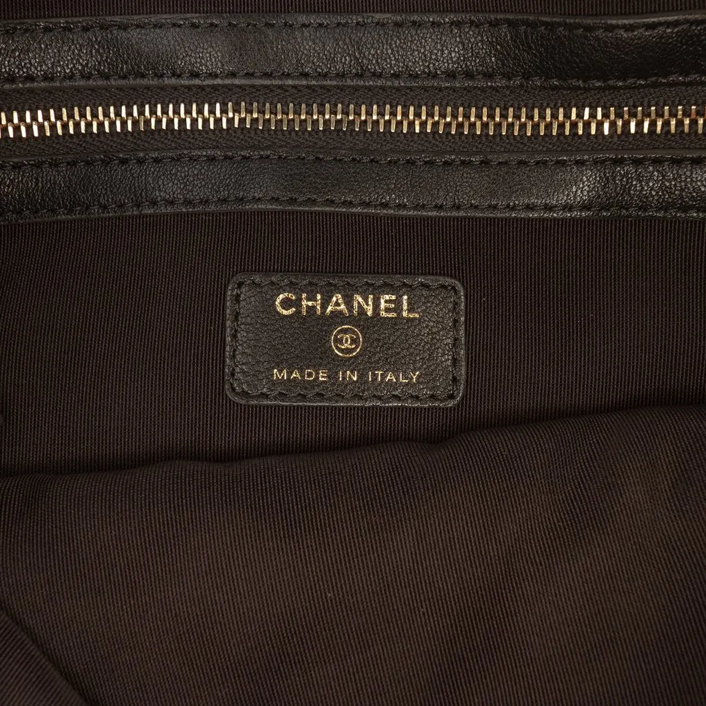 Chanel Medium Quilted Sheepskin Mademoiselle O Case Clutch Black Leather Very good - Box View