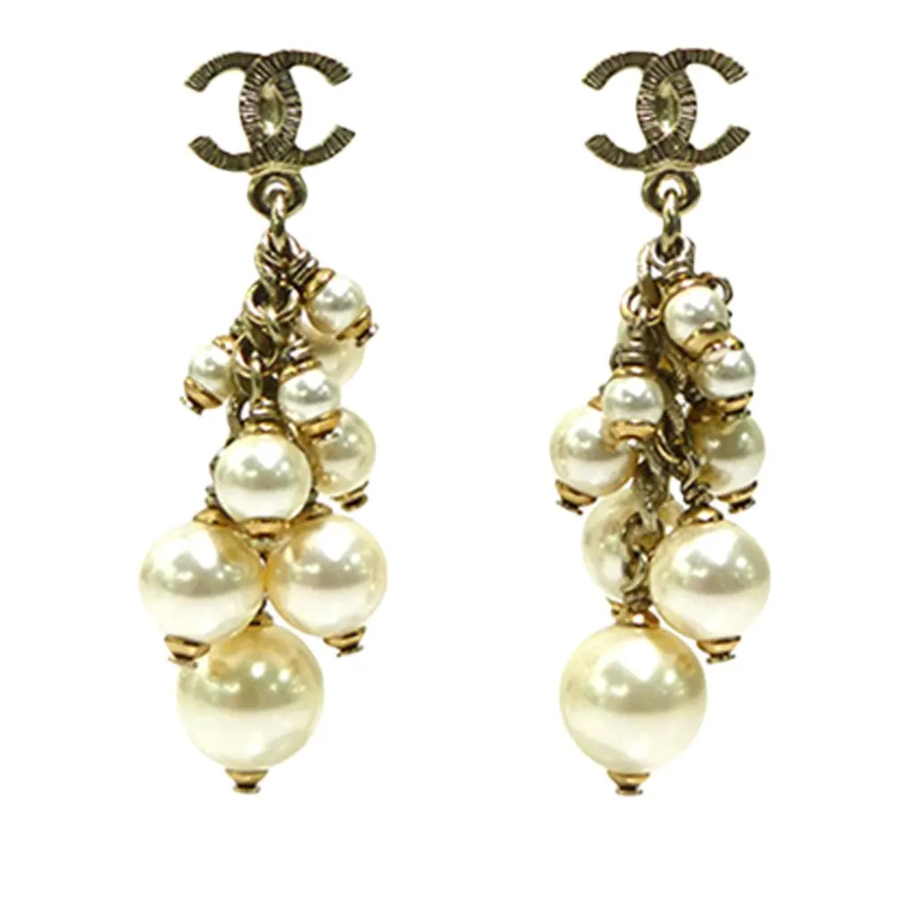 Chanel CC Gold Plated Faux Pearl Tassel Drop Push Back Closure Gold Metal Very good - Front View