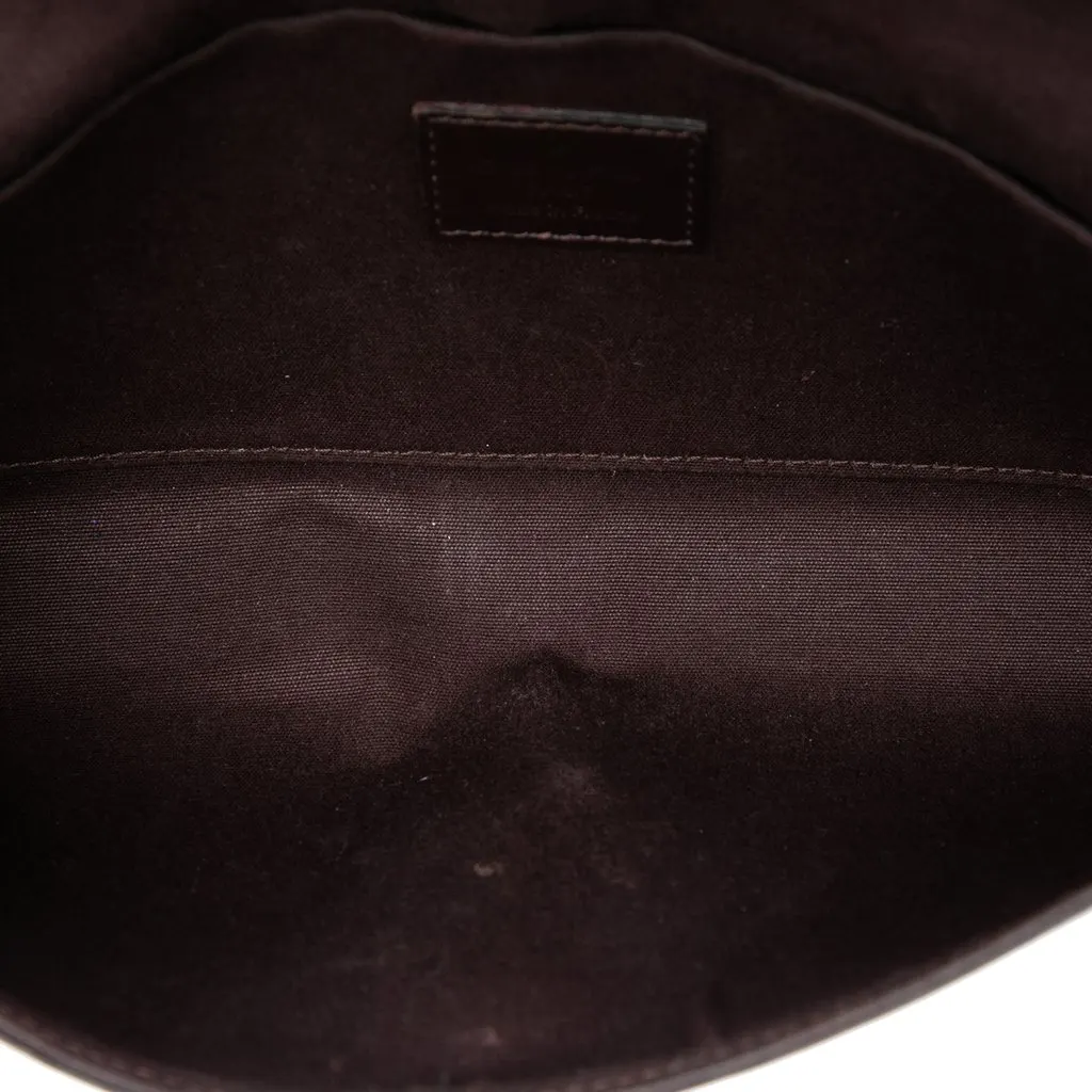 Louis Vuitton Monogram Vernis Pochette Felicie Purple Leather Good - Model View