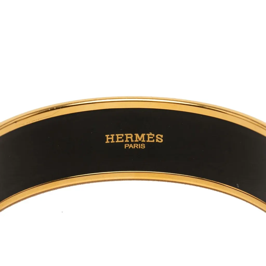 Hermès Wide Enamel Brazil Candeur Bangle 65 White Very good - Model View