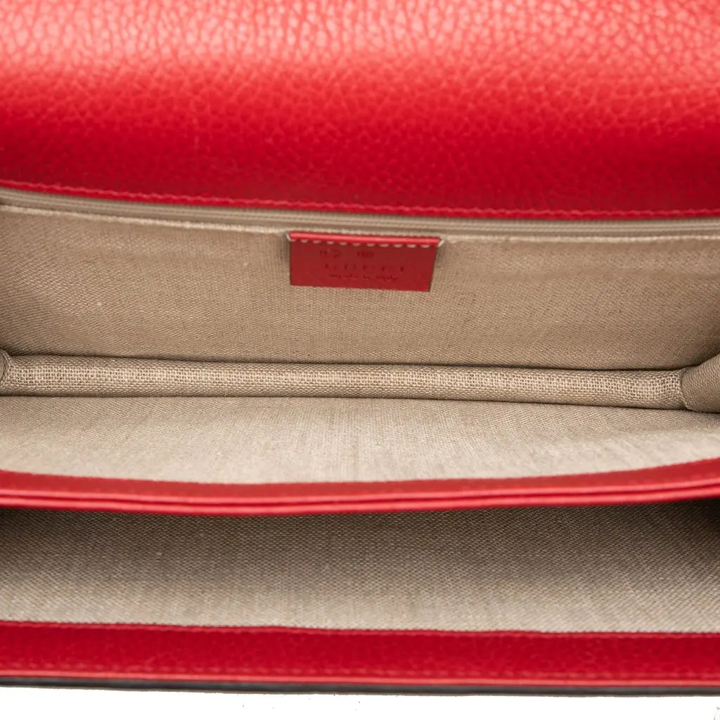 Gucci Medium Dollar Calfskin Interlocking G Crossbody Red Leather Very good - Model View