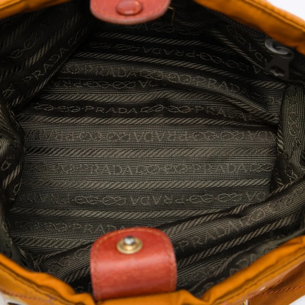 Prada Impuntu Tessuto Chain Tote Brown Polyamide Good - Model View