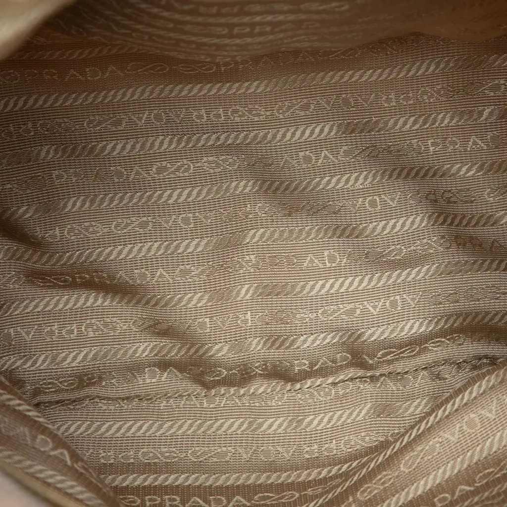 Prada Saffiano Trimmed Tessuto Shoulder Bag Brown Very good - Model View
