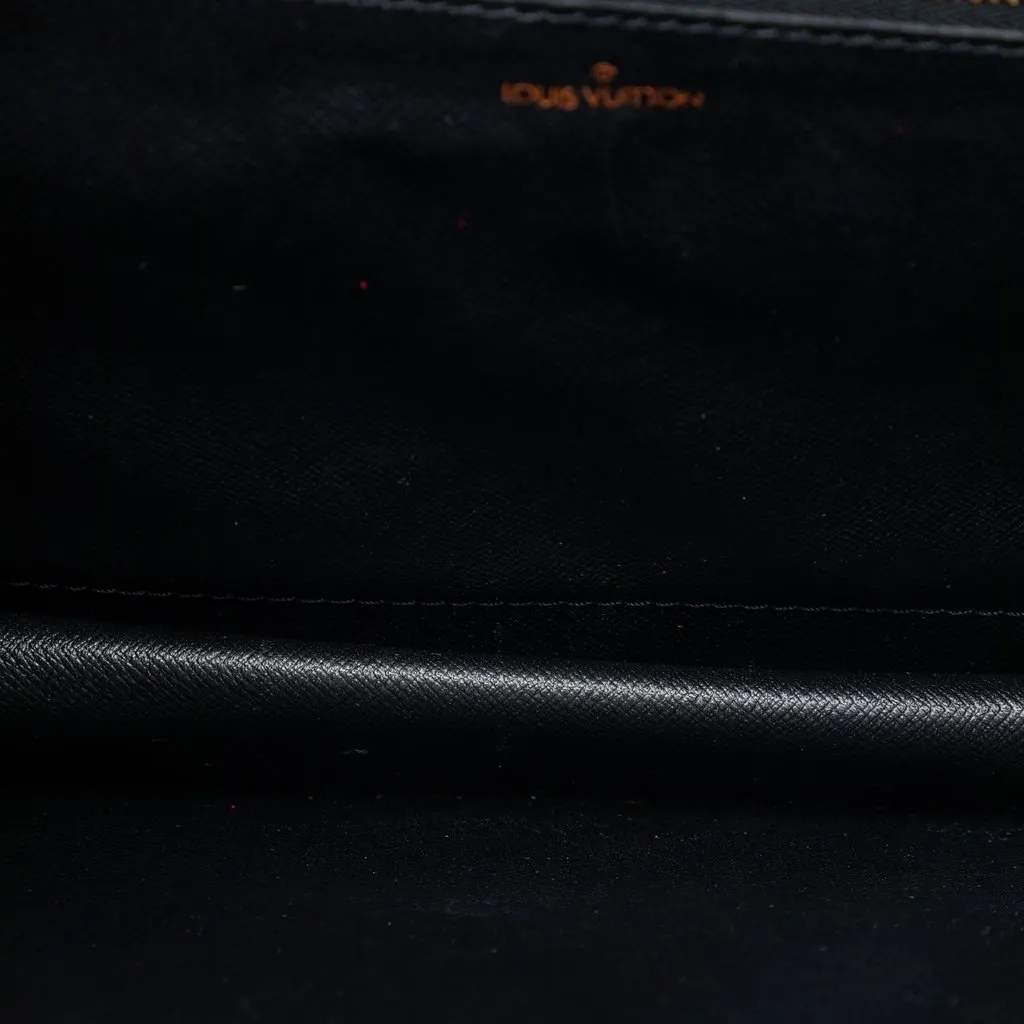 Louis Vuitton Epi Monceau 28 Black Leather Very good - Model View