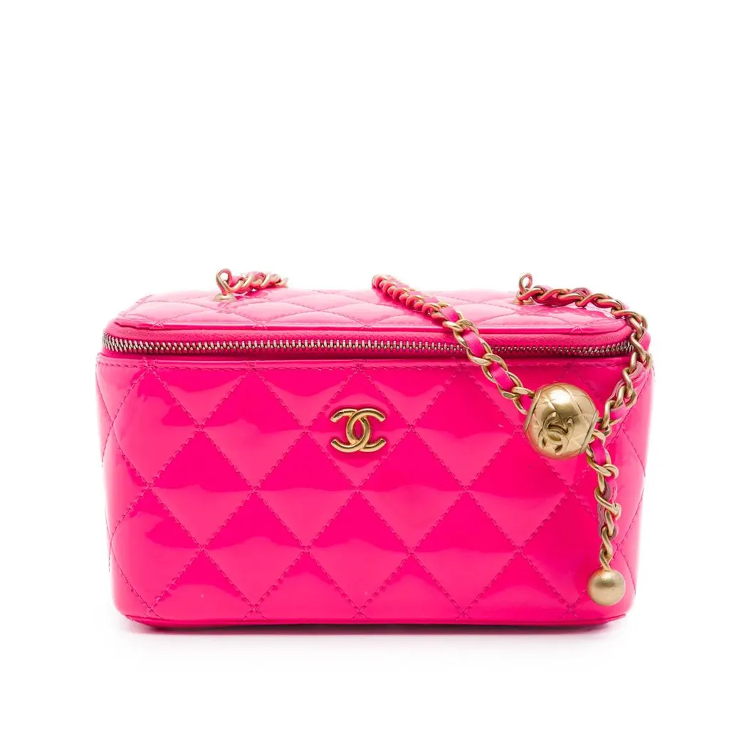 Chanel Small Quilted Patent Pearl Crush Vanity Case with Chain Pink Leather Very good - Front View