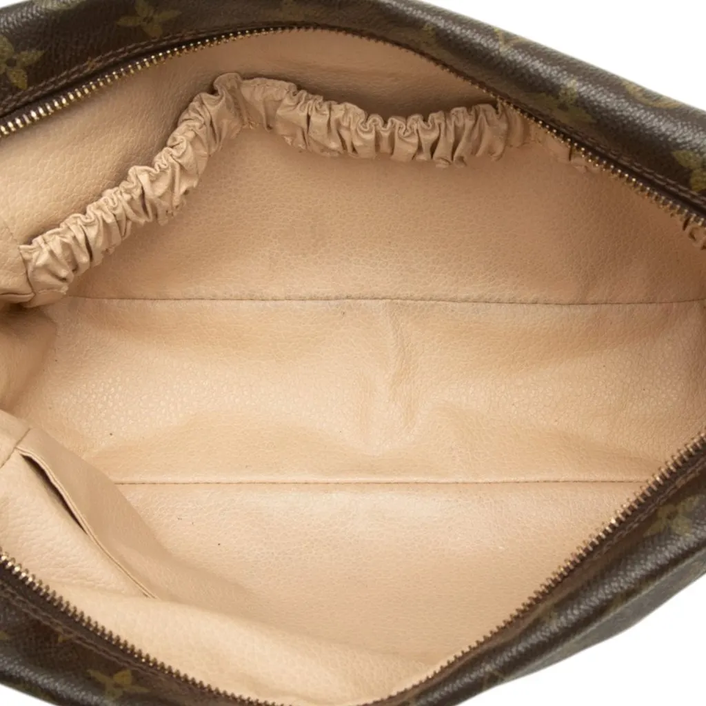 Louis Vuitton Monogram Trousse Toilette 28 Brown Canvas Good - Model View