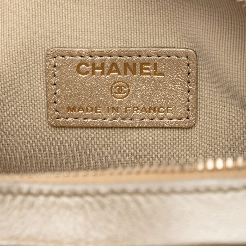 Chanel Mini Metallic Lambskin CC in Love Heart Crossbody Gold Leather Very good - Box View