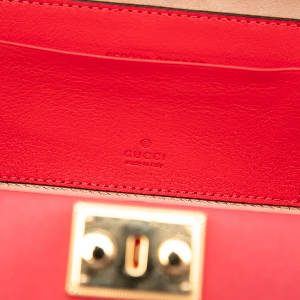 Gucci Calfskin Interlocking G Crossbody Red Leather Very good - Box View