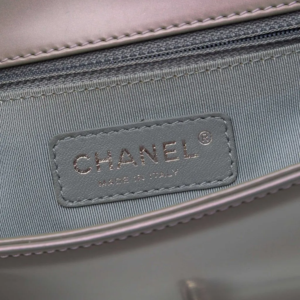 Chanel Old Medium Iridescent Patent Boy Reverso Flap MultiColor Leather Very good - Box View