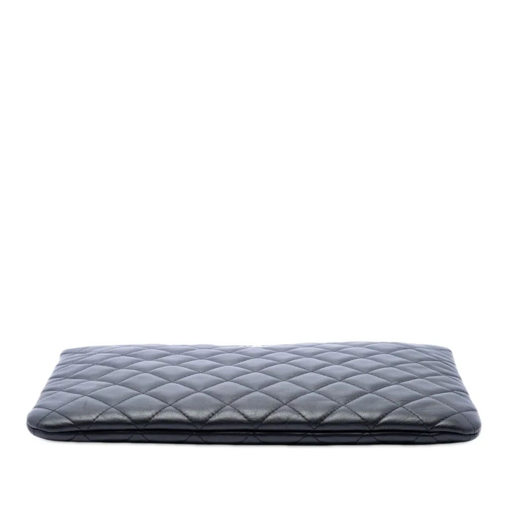 Chanel Medium Quilted Lambskin O Case Clutch Black Leather Very good - Inside View