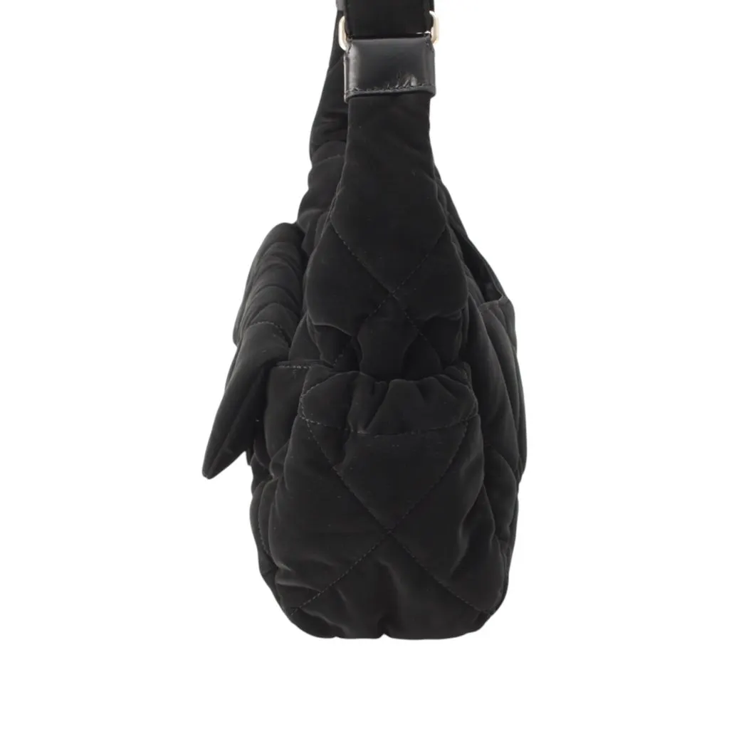 Chanel Large CC Quilted Velvet Effect Nylon Bowling Bag Black Very good - Model View