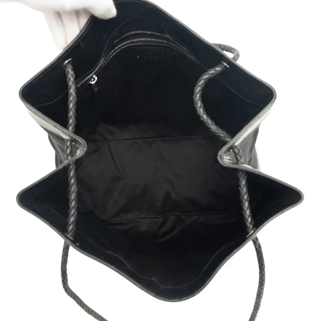 Gucci GG Canvas Gifford Tote Black Very good - Model View