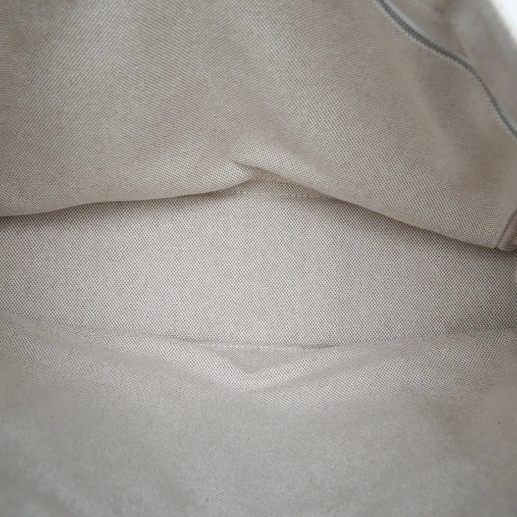 Hermès Canvas Fourre Tout MM Beige Very good - Model View