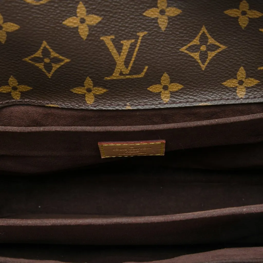 Louis Vuitton Monogram Pochette Metis Brown Very good - Model View