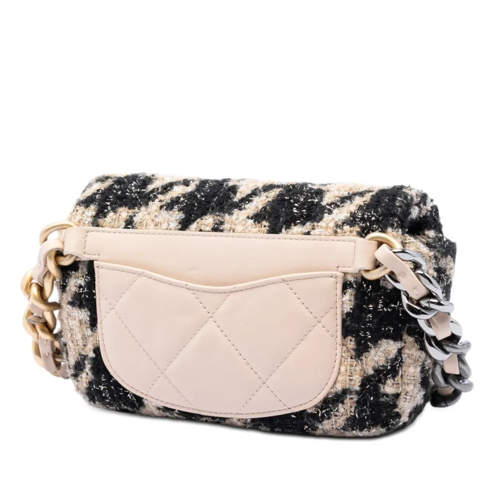 Chanel Houndstooth Tweed 19 Belt Bag Beige Very good - Back View
