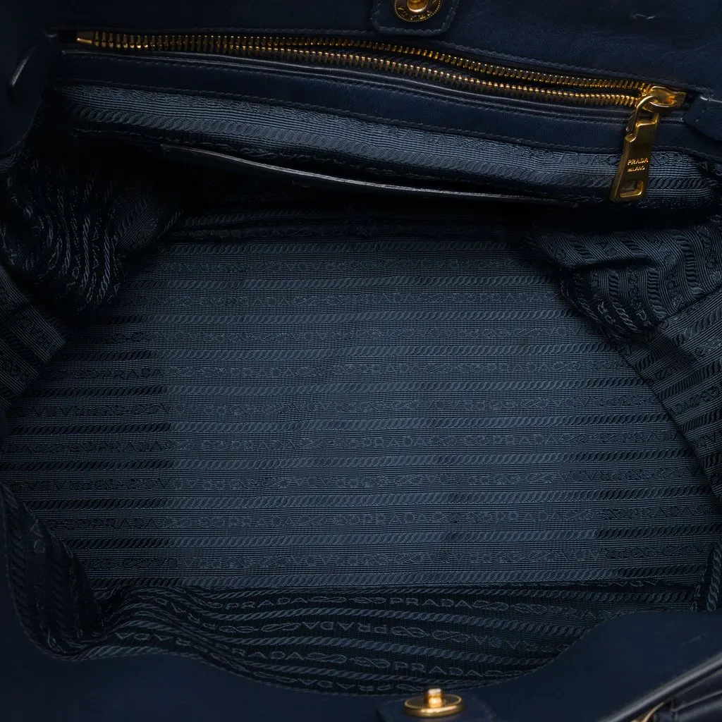 Prada Soft Calfskin Shopping Tote Blue Leather Very good - Model View