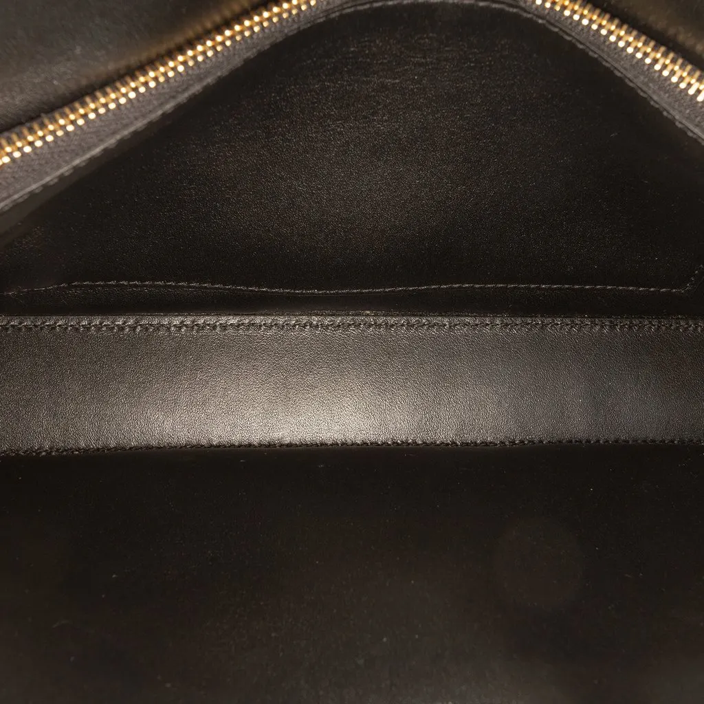 Celine Shiny Calfskin Triomphe Chain Shoulder Bag Black Leather Very good - Model View
