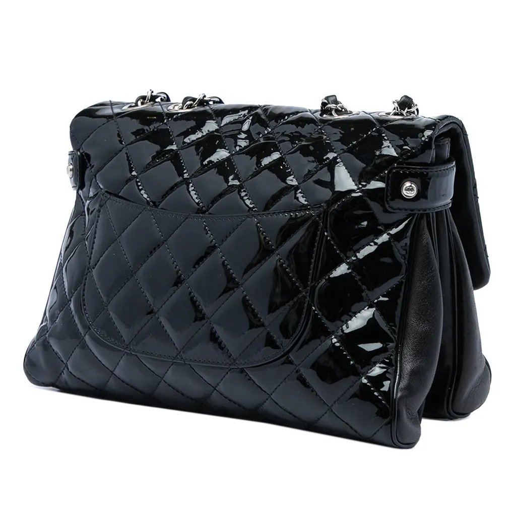 Chanel Large CC Quilted Patent Double Compartment Flap Black Leather Very good - Back View