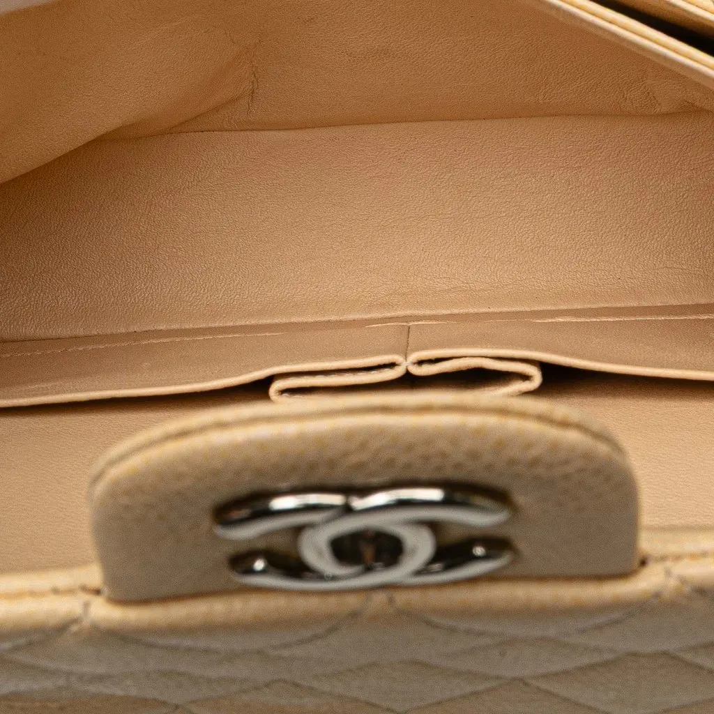 Chanel Medium Classic Caviar Double Flap Brown Leather Very good - Model View