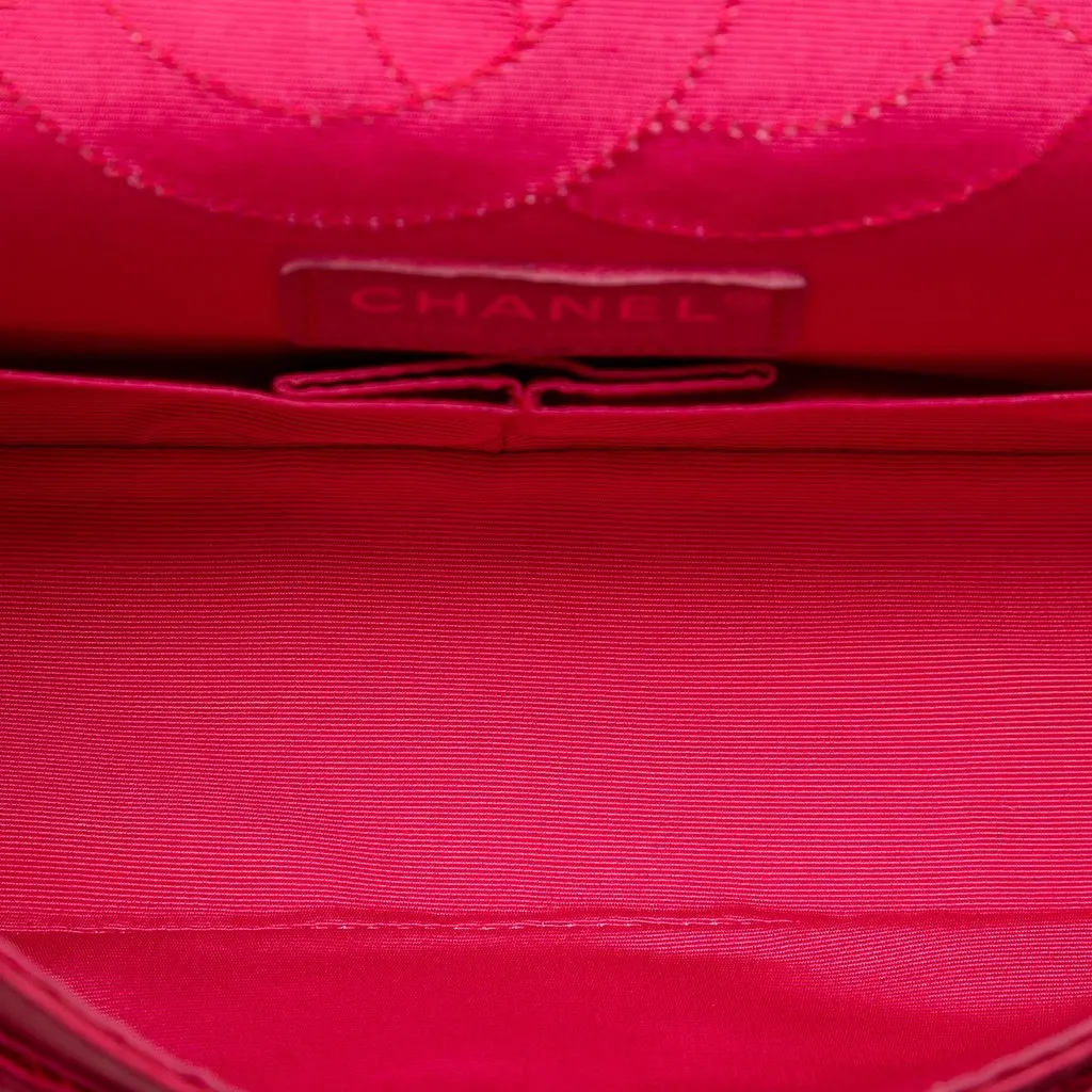 Chanel Croc Quilted Satin Reissue 2.55 Double Flap 225 Pink Very good - Model View