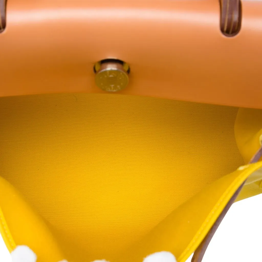 Hermès Toile Herbag Zip 31 Yellow Very good - Model View