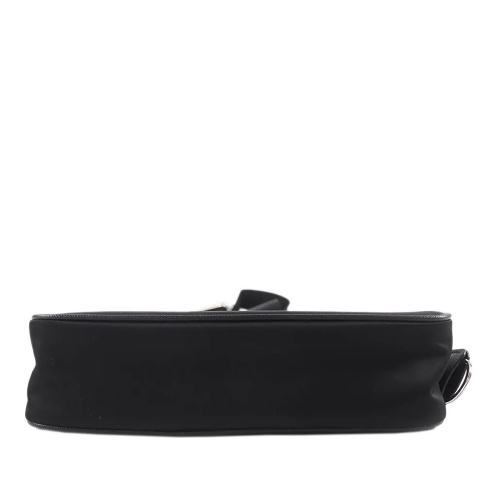 Prada Tessuto Re Edition 2005 Satchel Black Polyamide Never worn - Inside View
