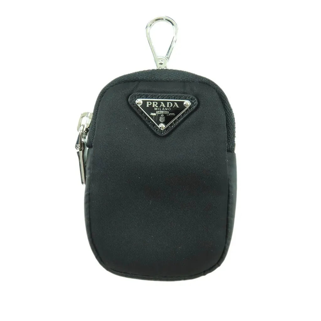 Prada Tessuto Re Edition 2005 Satchel Black Polyamide Never worn - Model View