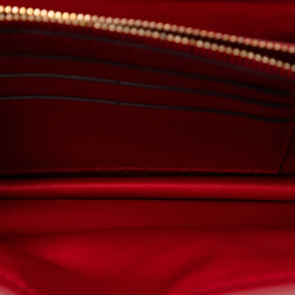 Valentino Leather Rockstud Chain Pouch Red Leather Very good - Model View