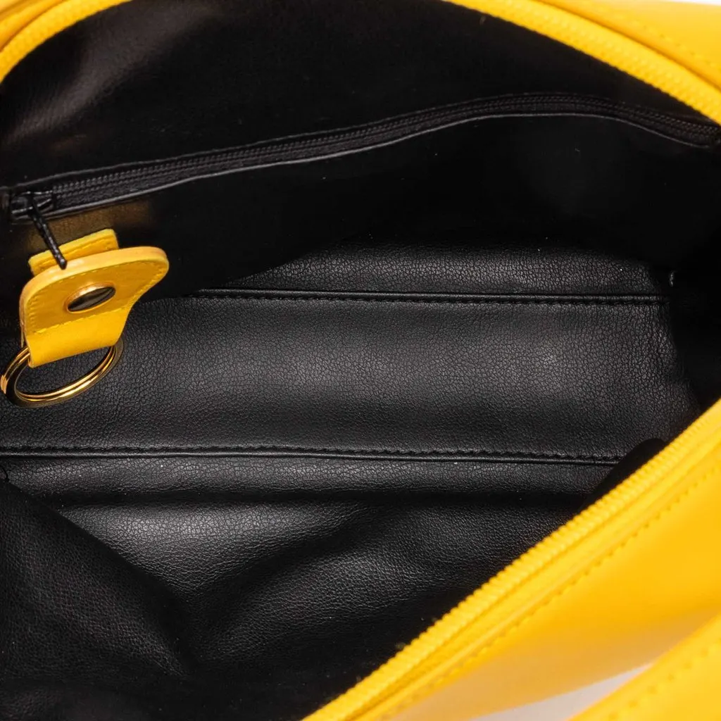 Dior Leather CD Logo Handbag Yellow Leather Very good - Model View