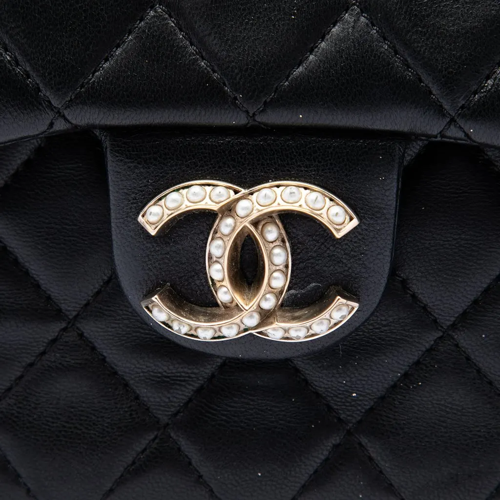 Chanel Medium Quilted Lambskin Westminster Pearl Flap Black Leather Very good - Box View