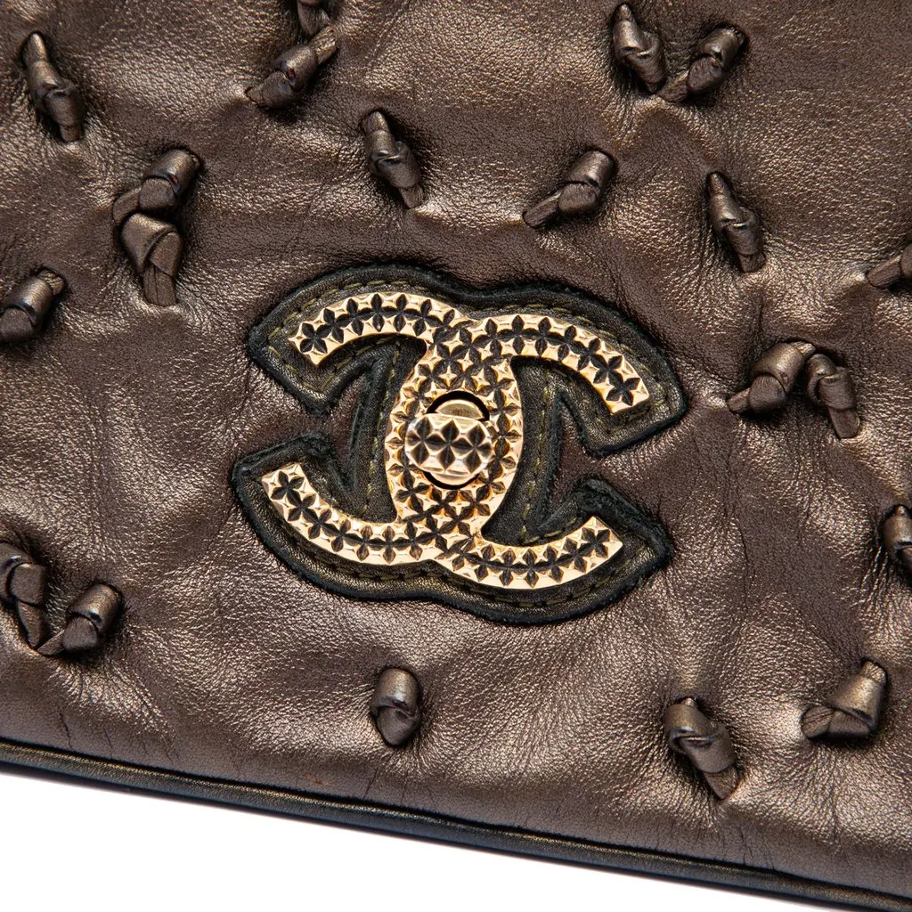 Chanel CC Metallic Lambskin Chic Knot Flap Brown Leather Very good - Box View