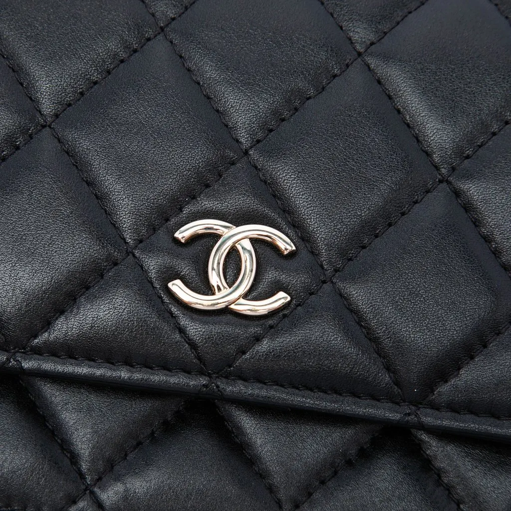 Chanel CC Quilted Lambskin Maxi Pearl Chain Strap Black Leather Very good - Box View