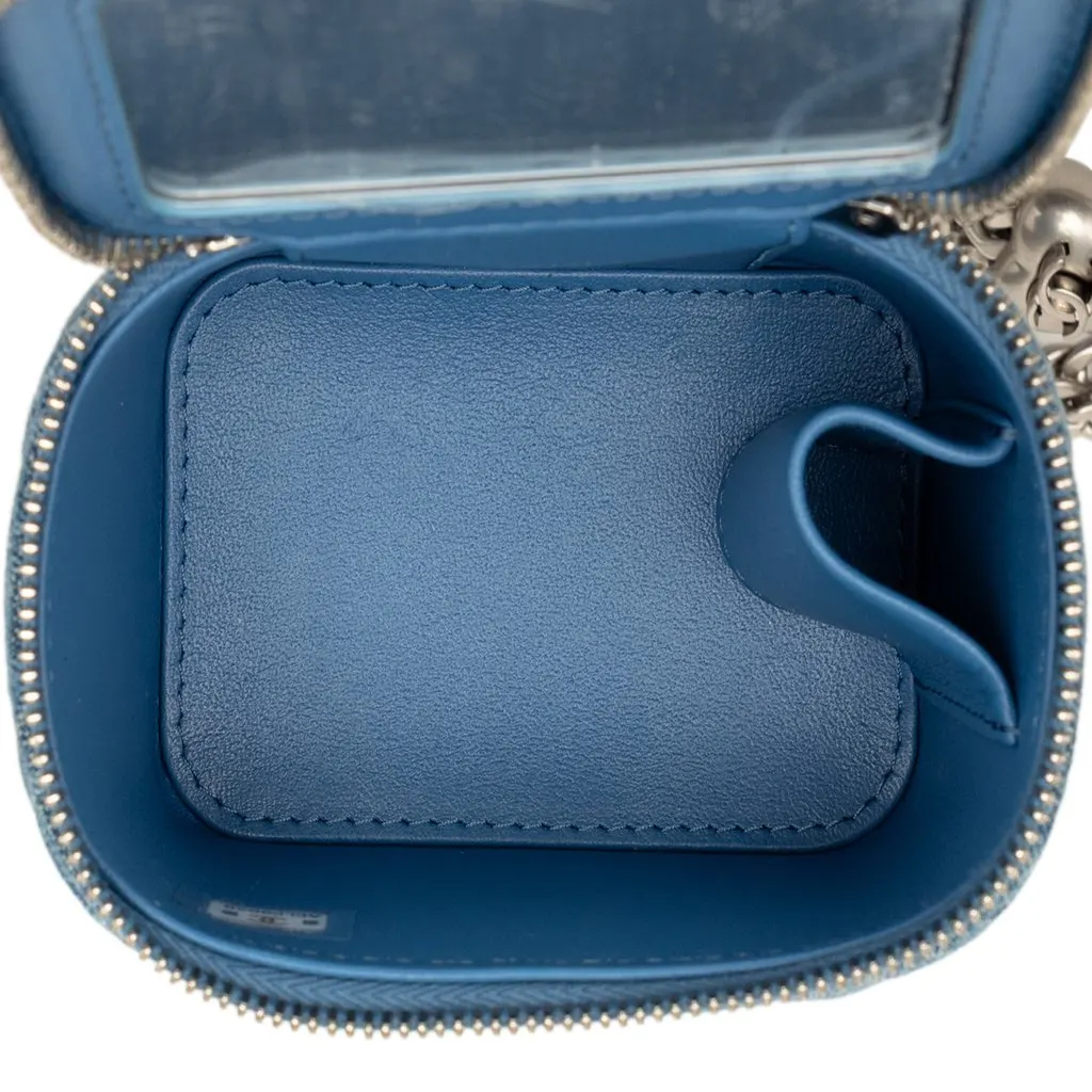 Chanel Mini Quilted Denim Camellia Sweetheart Vanity Case With Chain Blue Very good - Model View