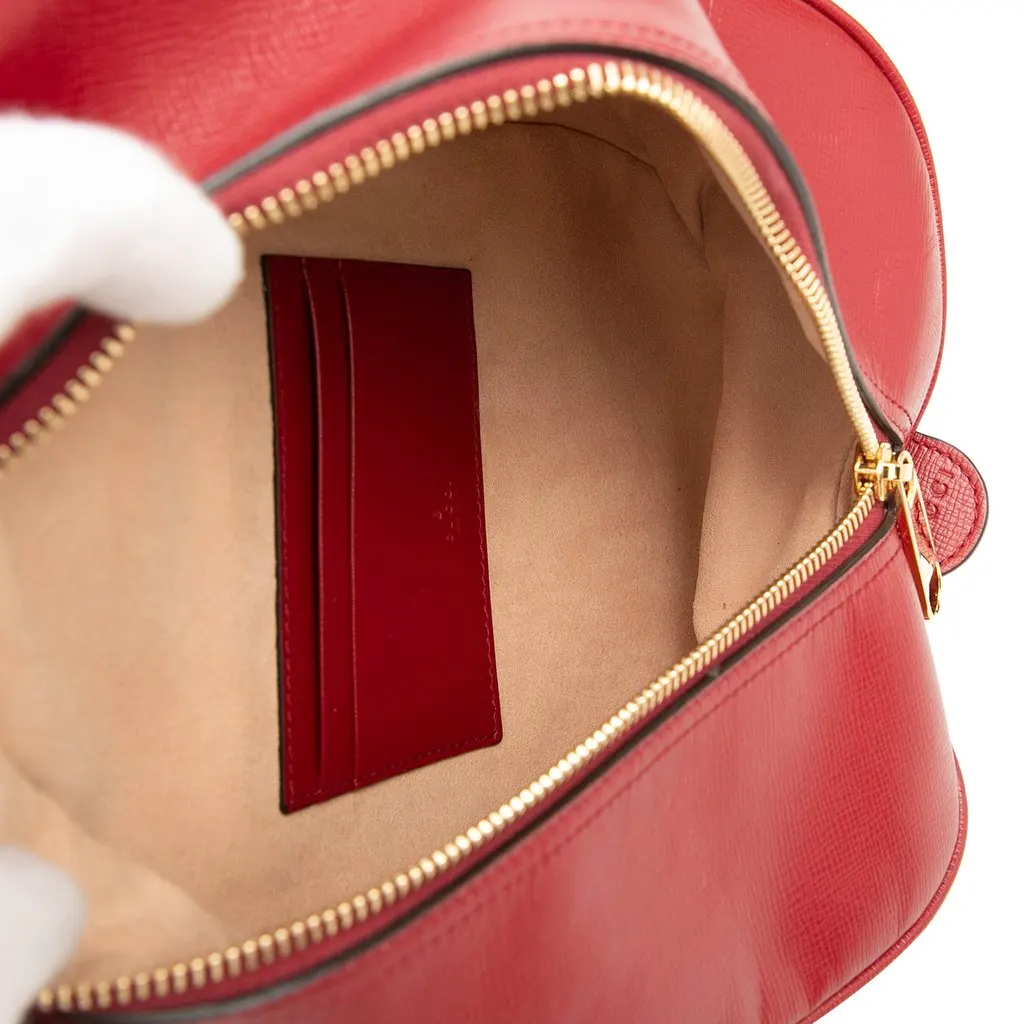 Gucci Calfskin Interlocking G Oval Clutch Red Leather Very good - Model View