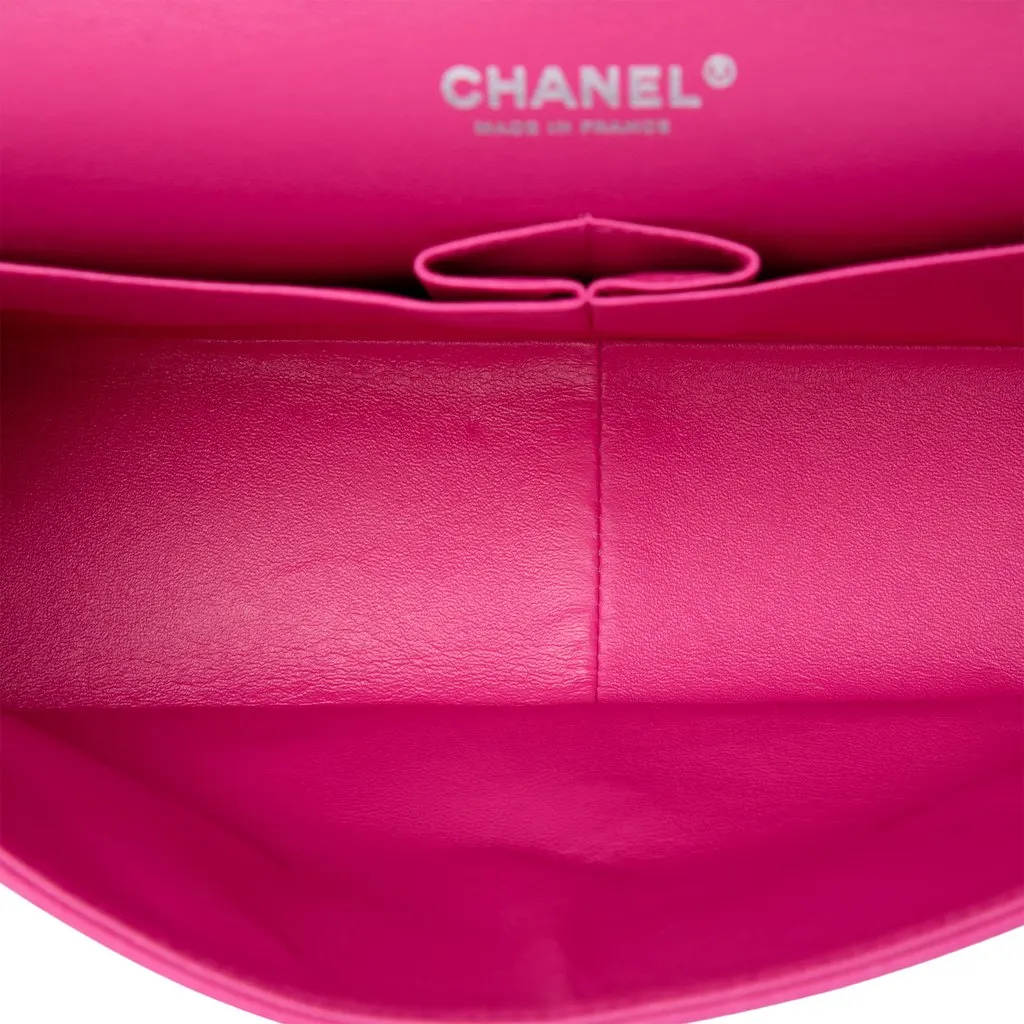 Chanel Jumbo Classic Caviar Double Flap Pink Leather Very good - Model View