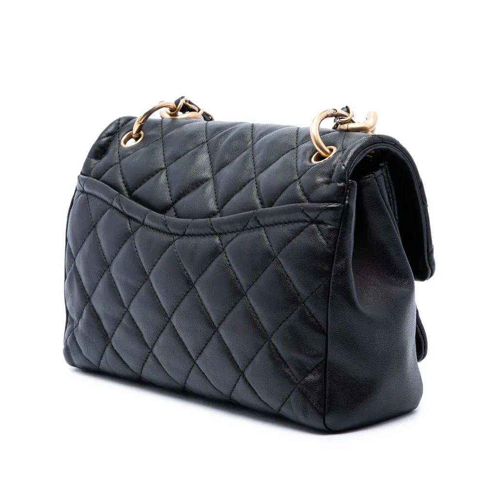 Chanel Small Quilted Lambskin Chain Link Flap Black Leather Good - Back View