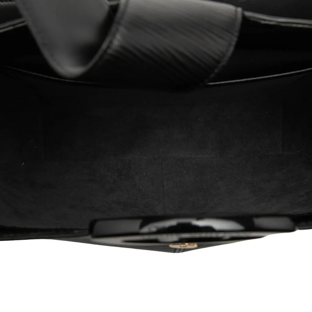 Louis Vuitton Epi Reverie Black Leather Good - Model View