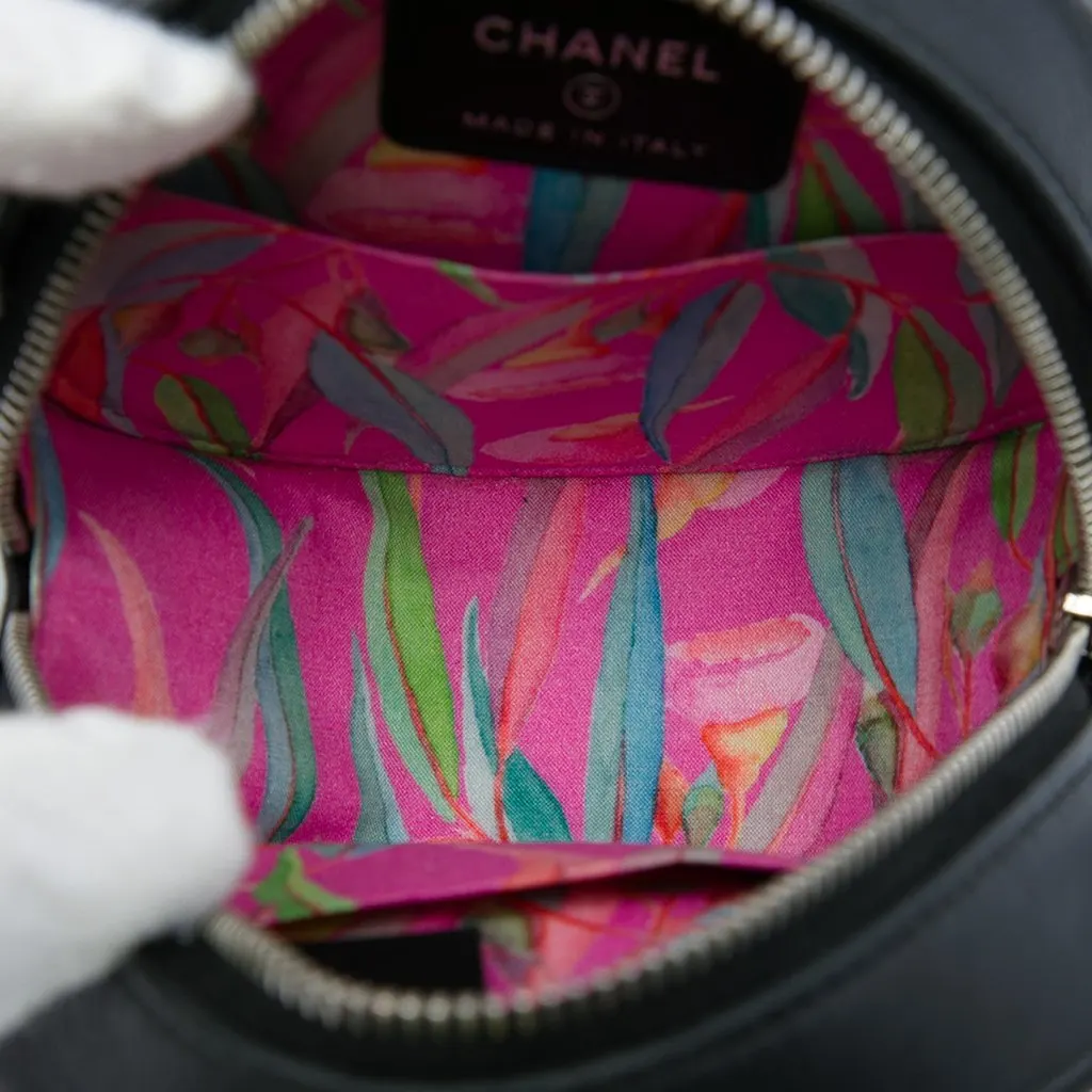 Chanel Quilted Lambskin Ultimate Stitch Round Clutch with Chain Black Leather Very good - Model View