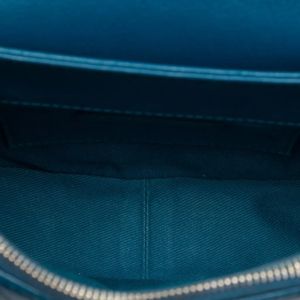 Chanel Small Shiny Calfskin and Quilted Goatskin Coco Curve Flap Blue Leather Very good - Model View