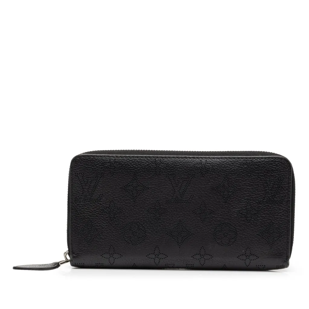 Louis Vuitton Monogram Mahina Zippy Long Wallet Black Leather Good - Front View
