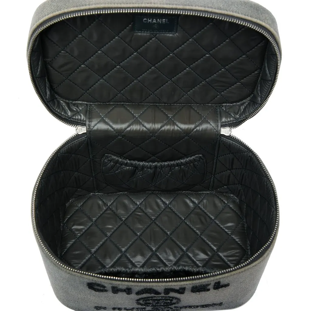Chanel Denim Sequin Deauville Vanity Bag Grey Denim Good - Model View