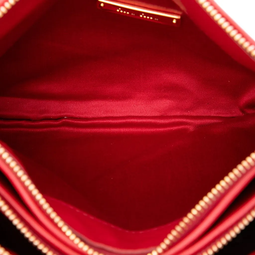 Miu Miu Matelasse Nappa Double Zip Crossbody Red Leather Very good - Model View