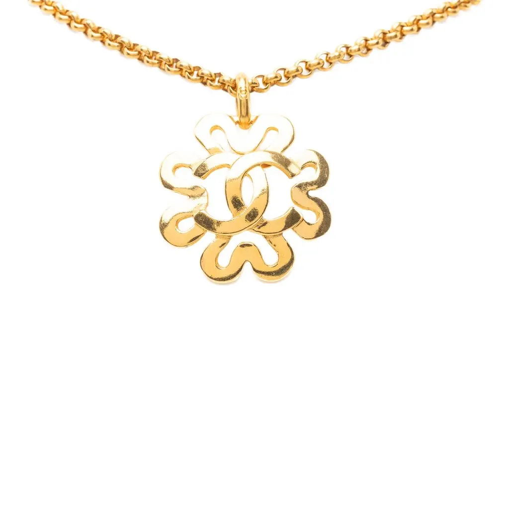 Chanel CC Gold Plated Flower Pendant Necklace Gold Metal Very good - Front View