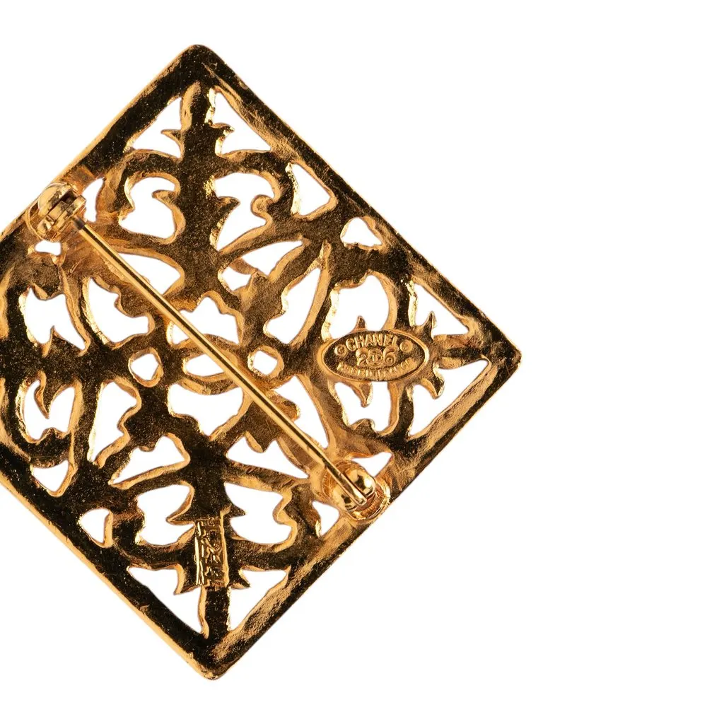 Chanel CC Gold Plated Diamond Filigree Brooch Gold Metal Very good - Inside View