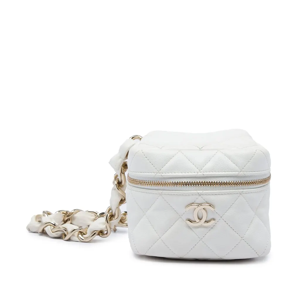 Chanel CC Quilted Lambskin Cube Zip Clutch with Chain White Leather Good - Front View