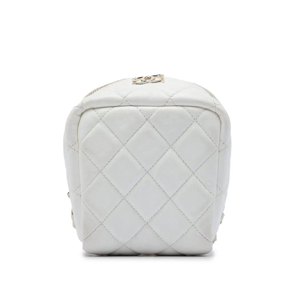 Chanel CC Quilted Lambskin Cube Zip Clutch with Chain White Leather Good - Inside View