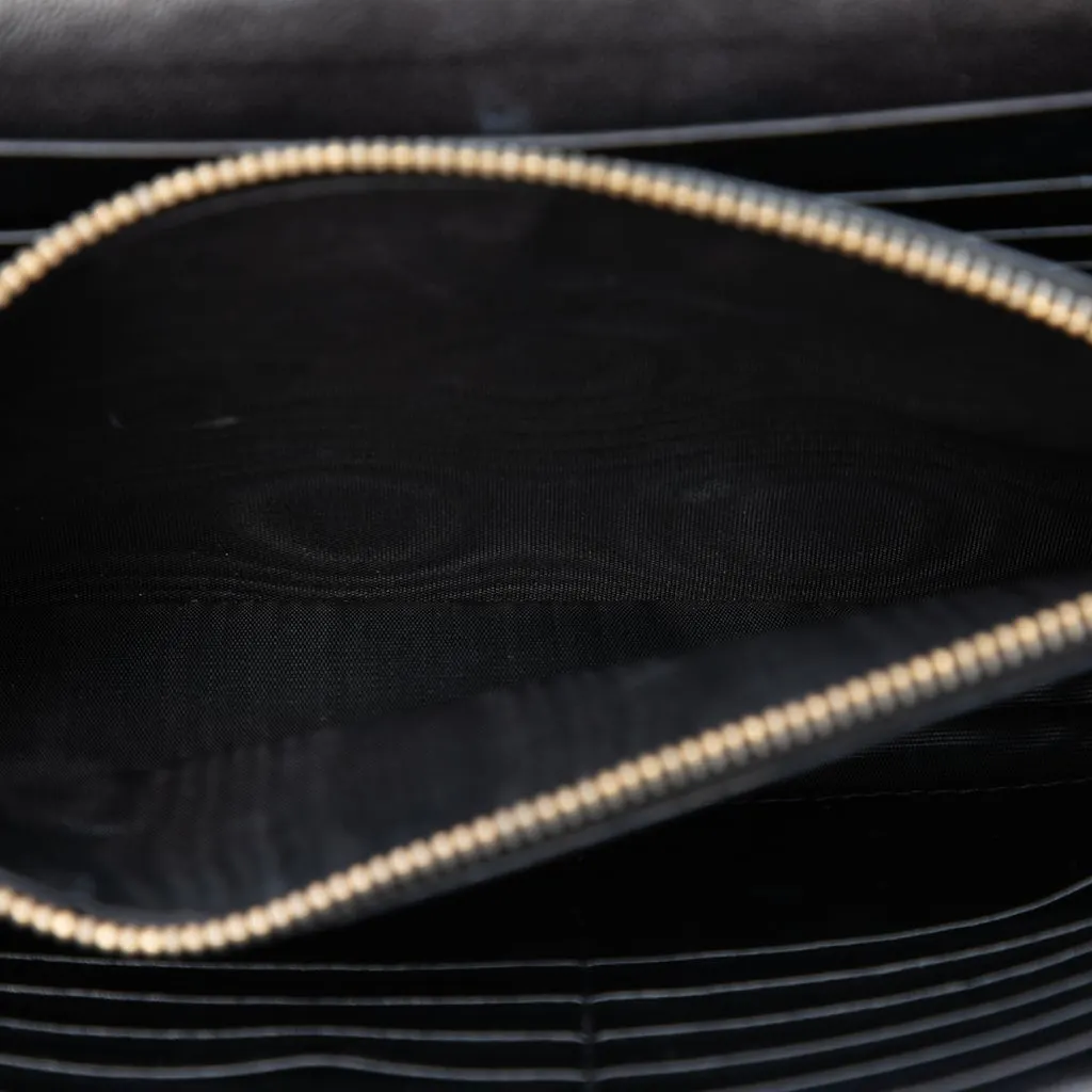Saint Laurent Textured Patent Monogram Kate Wallet on Chain Black Leather Very good - Model View